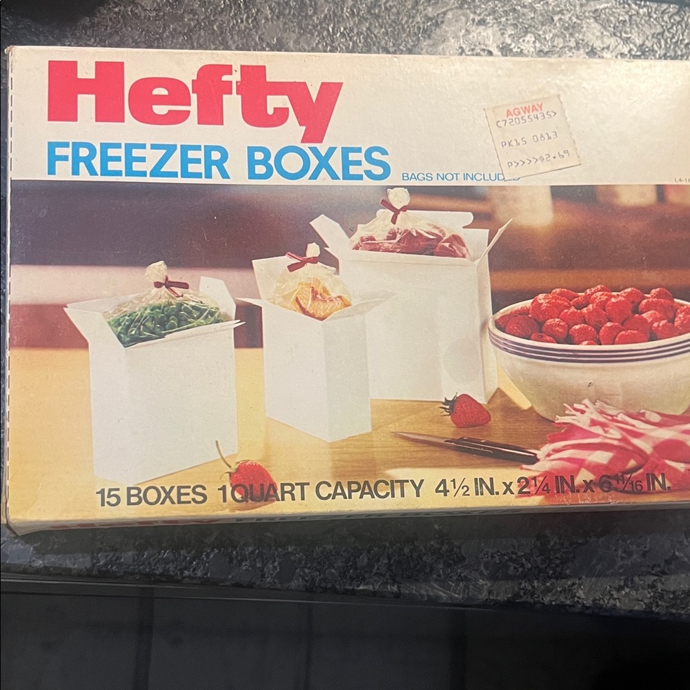 Vintage Hefty Freezer Boxes -White. New in box Interesting collector item 1980’s